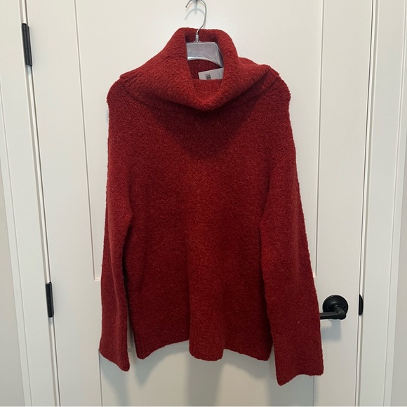$425 NWT Vince Italian Boucle Turtleneck Tunic
Sweater Alpaca Ruby Ink Red Med - Picture 2 of 7